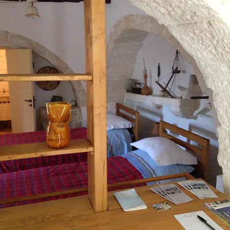 Trulli Di Pozzomasiello Guest House Locorotondo Room photo