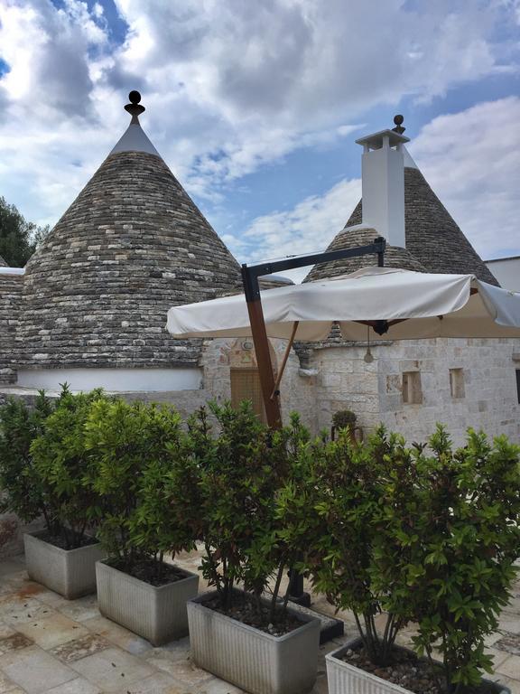 Trulli Di Pozzomasiello * Locorotondo