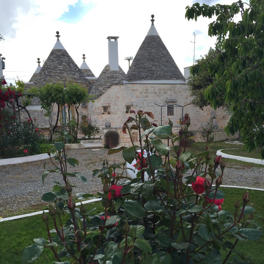Trulli Di Pozzomasiello * Locorotondo